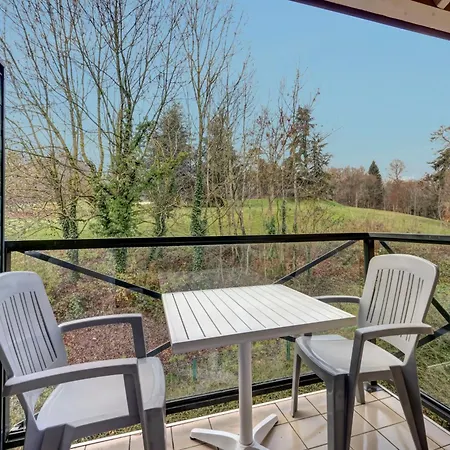 Zenitude Hotel-residences L'oree Du Parc 3*